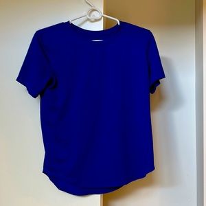 Lululemon High neck running T shirt, blue, size 6